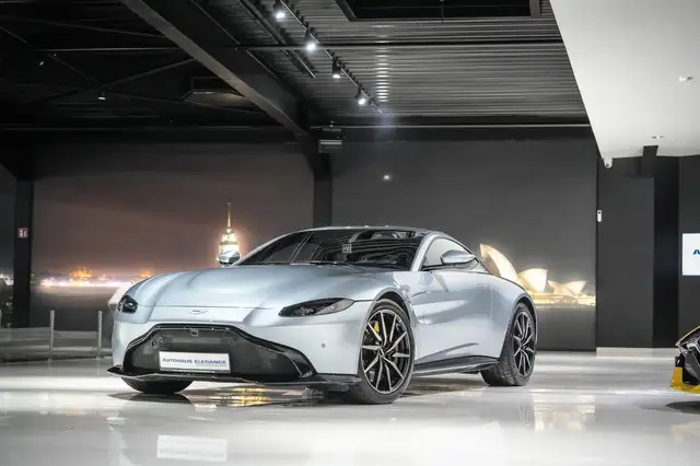 Aston Martin Vantage V8*SPORT-PAKET*360°*LED*SPORTSITZE*
