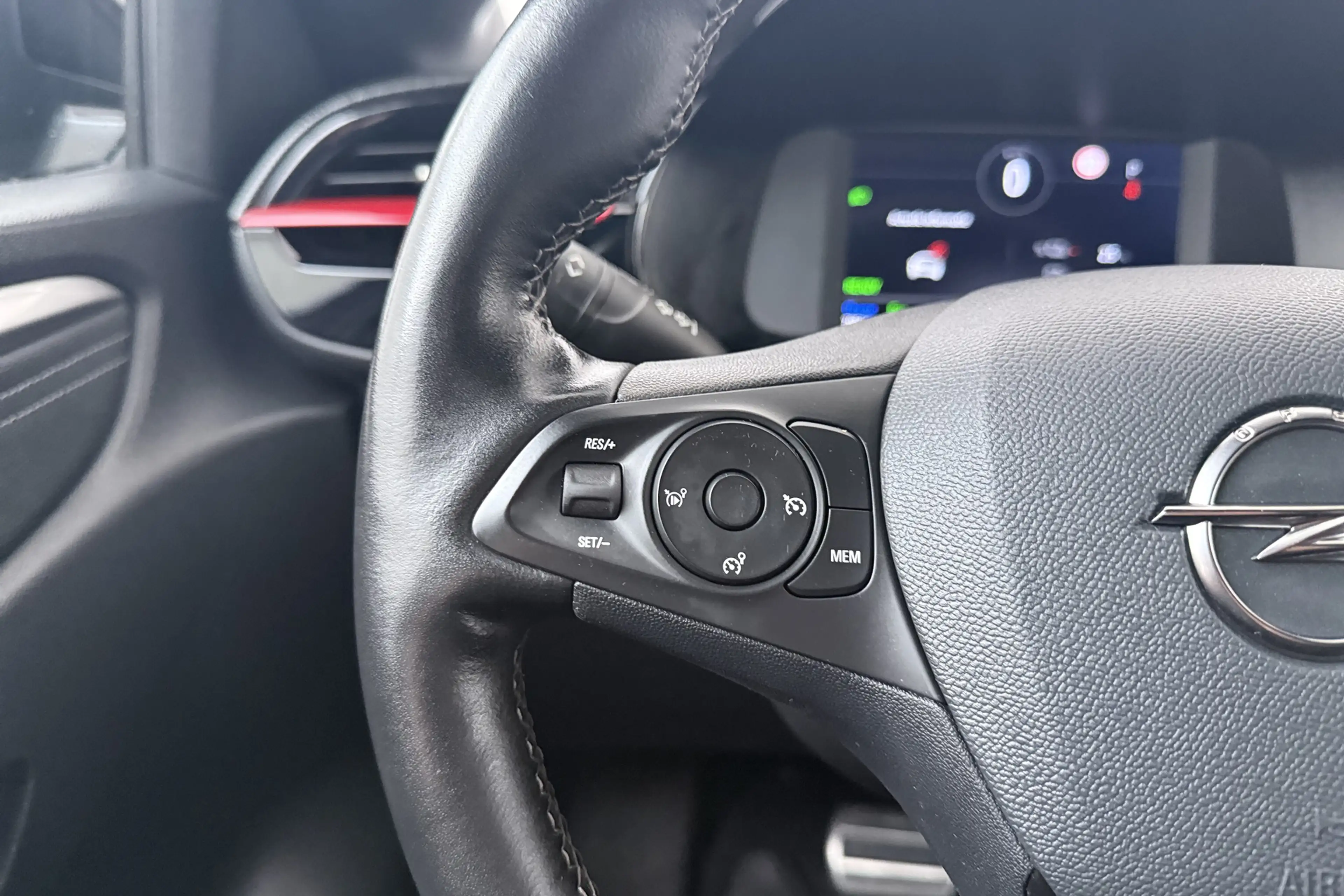 Opel Corsa-e GS Line 50 kWh Warmtepomp Carplay Camera — photo 17