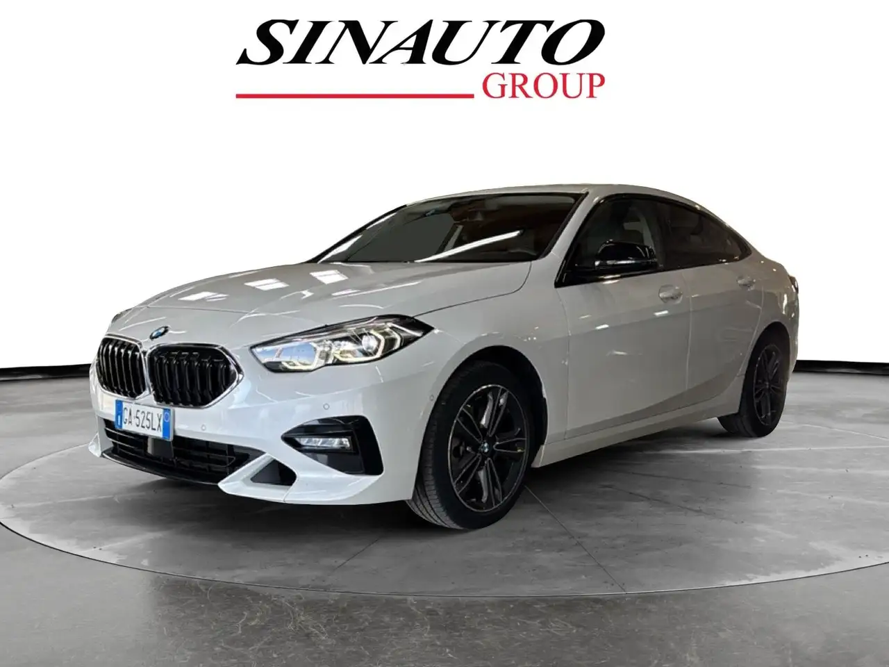 BMW 218