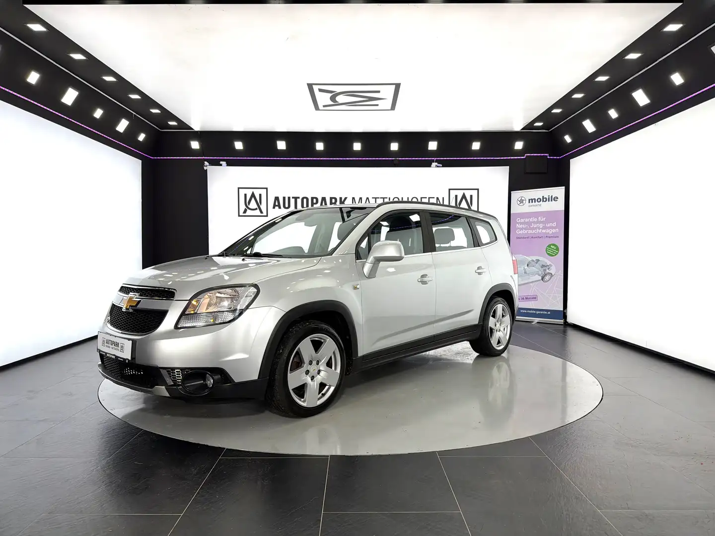 Chevrolet Orlando 1.8 LTZ *7.SITZER*NAVI*KLIMA* Grau - 2