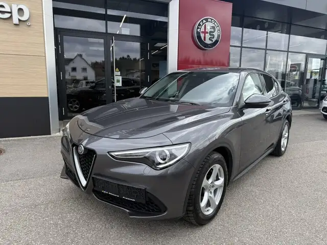 Alfa Romeo Stelvio Super 2,2 ATX RWD