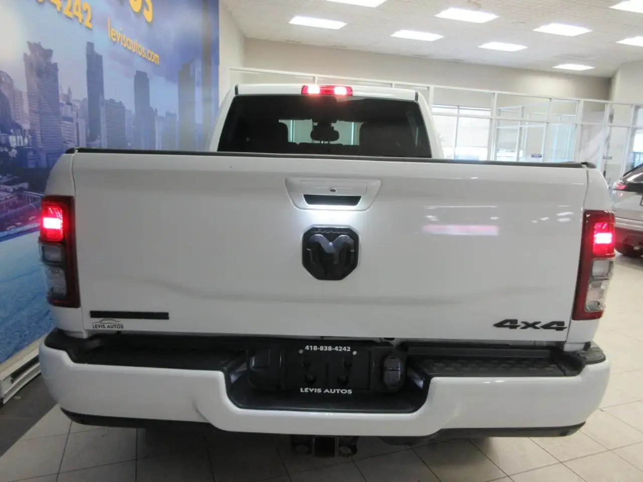 RAM 2500 снимка RAM 2500