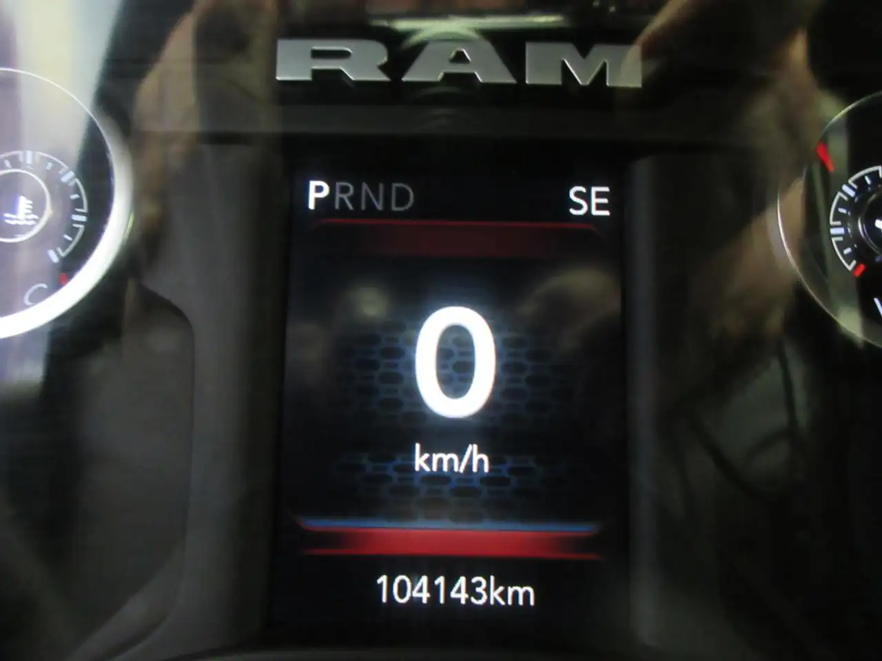 RAM 2500 снимка RAM 2500