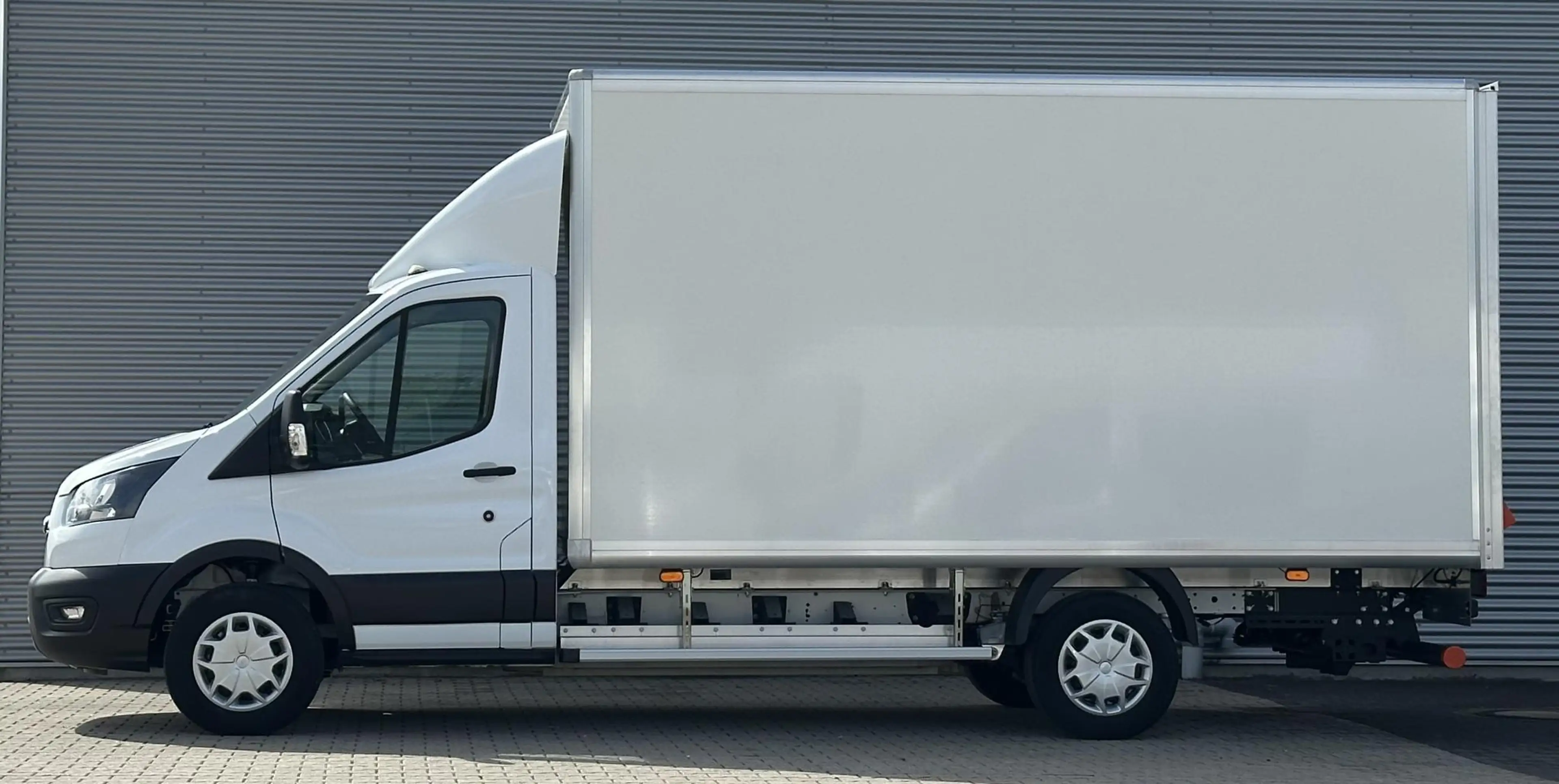 Ford E-Transit 350 Trend NIEUW bakwagen met laadklep — photo 5