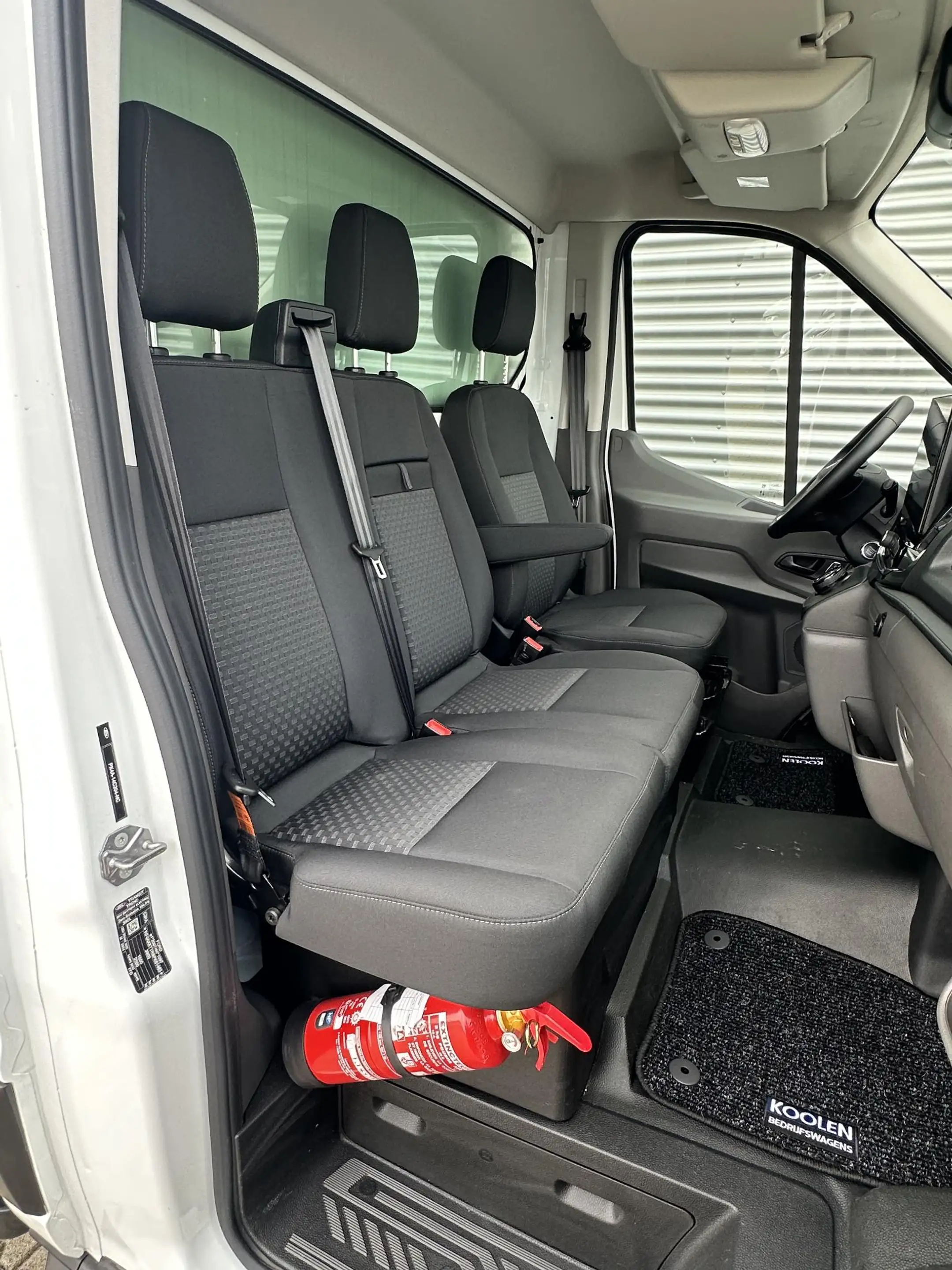 Ford E-Transit 350 Trend NIEUW bakwagen met laadklep — photo 7
