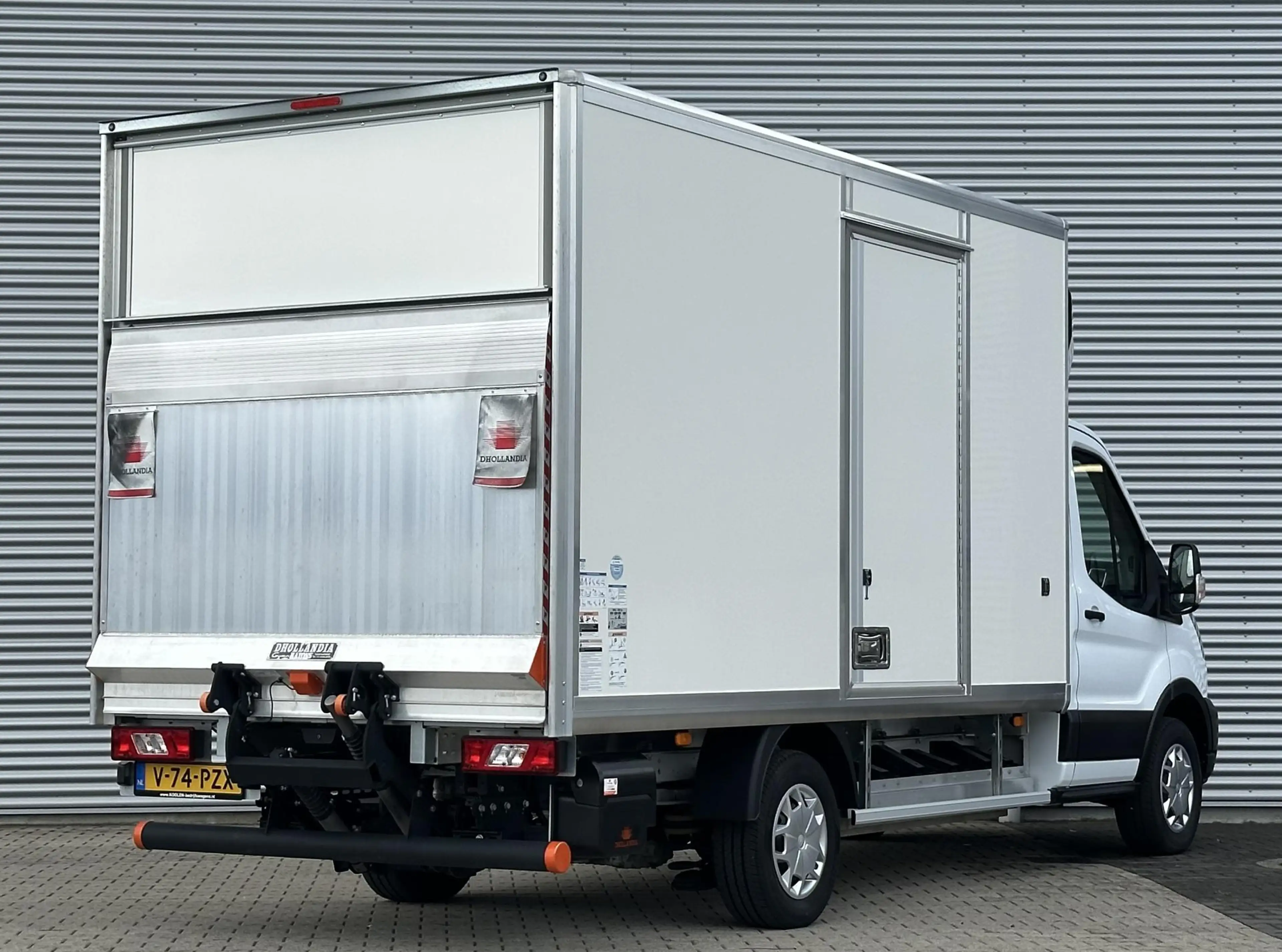 Ford E-Transit 350 Trend NIEUW bakwagen met laadklep — photo 8