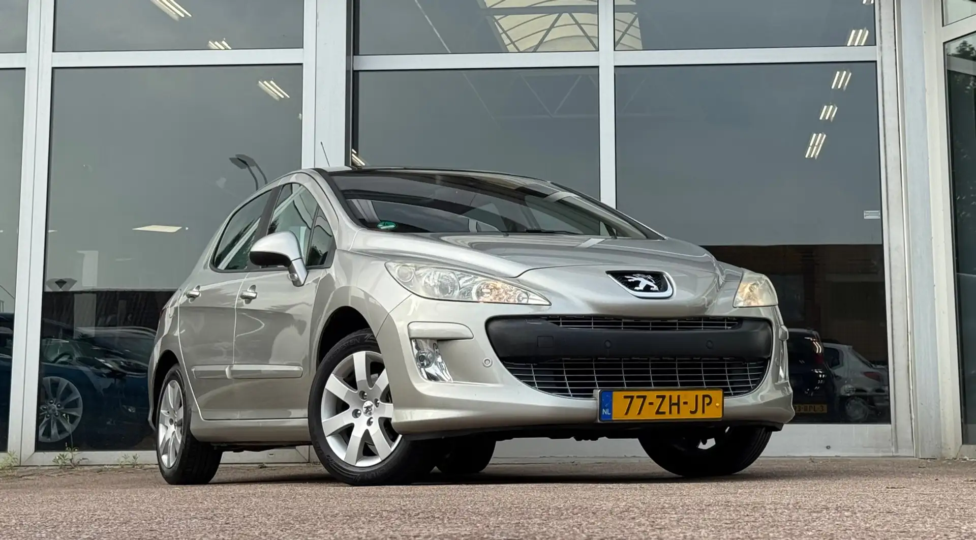 Peugeot 308 1.6 VTi XT Panormadak APK 23-7-2026 Gris - 2