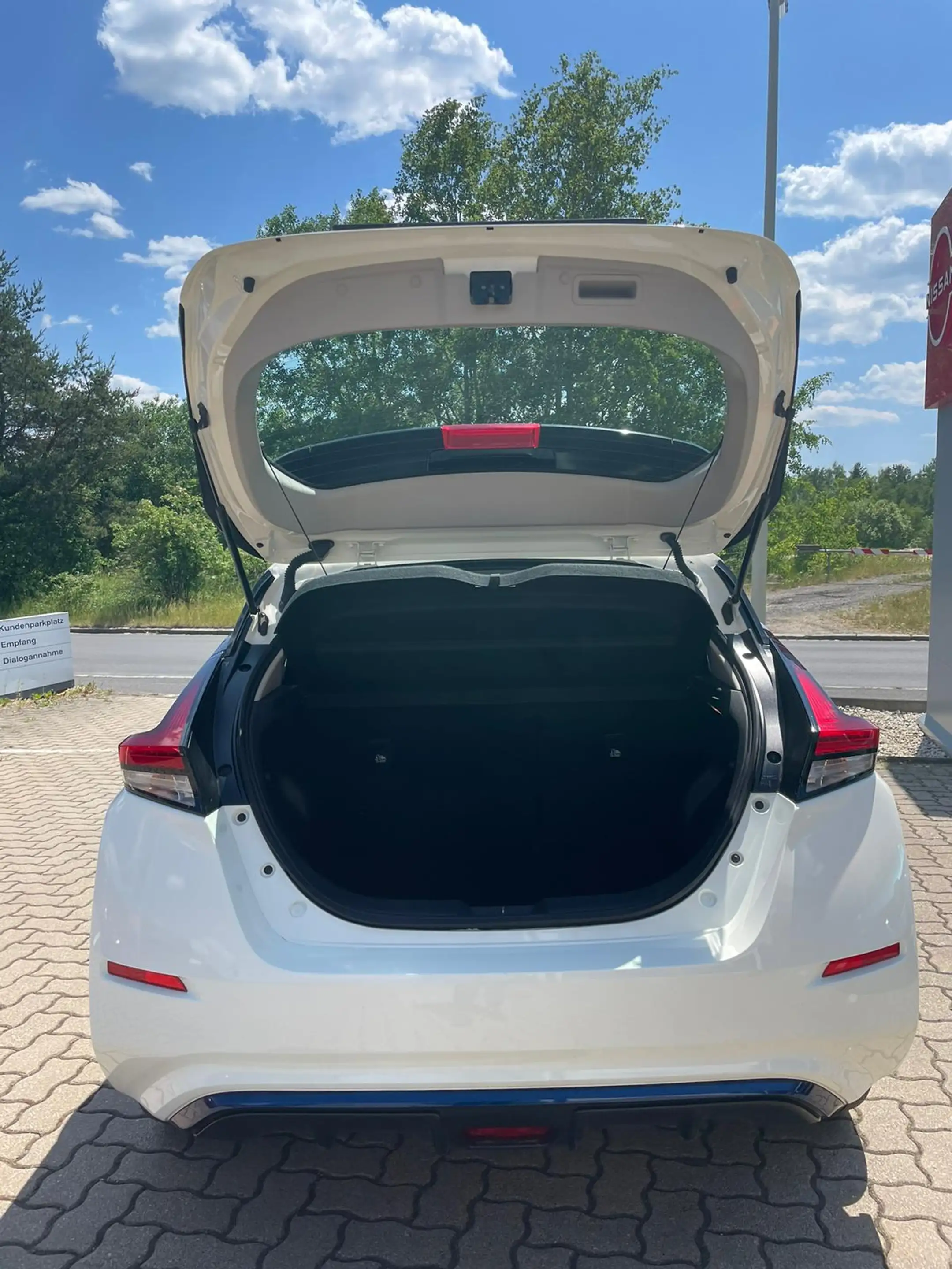 Nissan Leaf Leaf10 40 kWh — photo 9