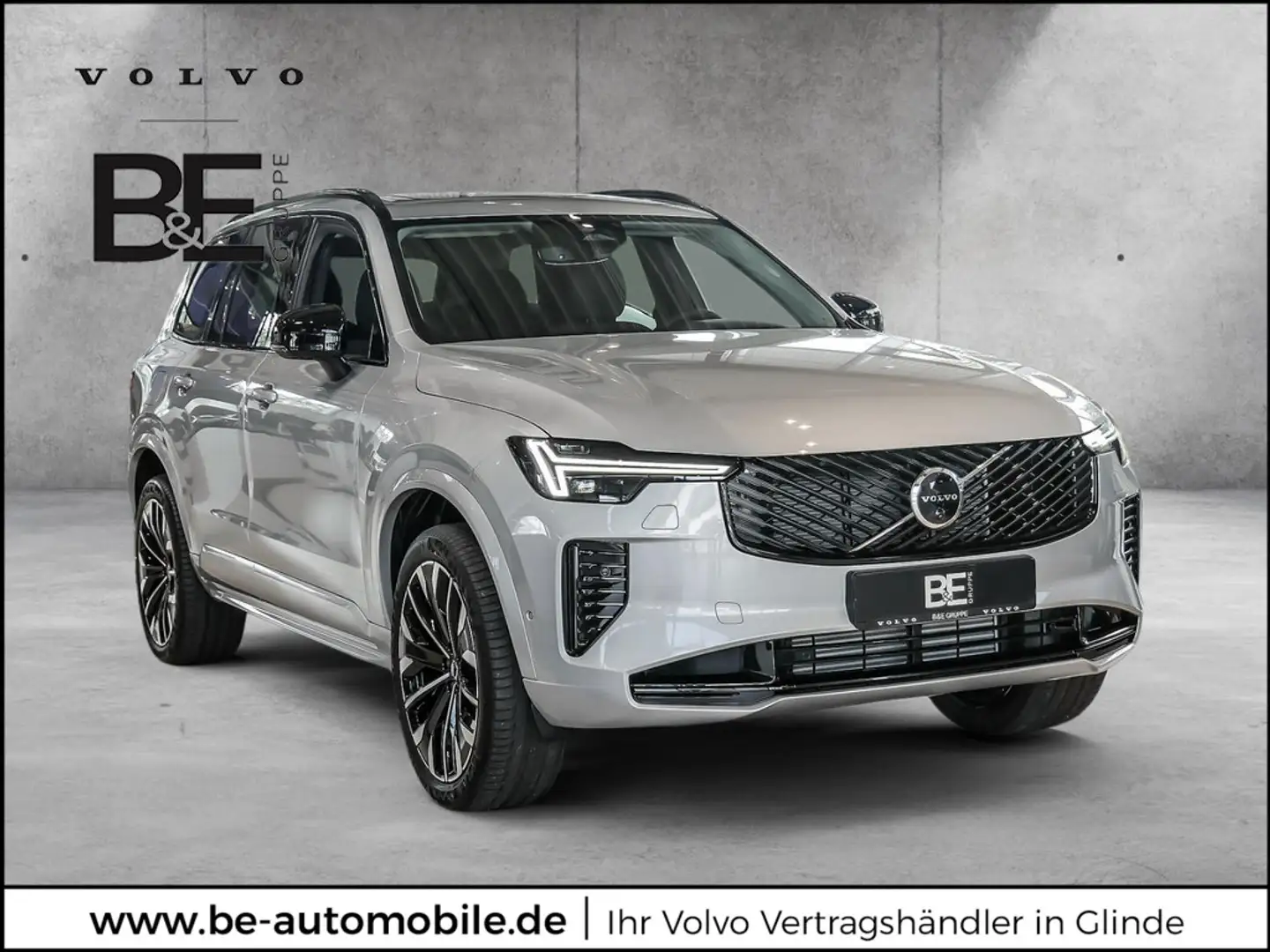 Volvo XC90 2.0 Plus Dark Recharge Plug-In Hybrid AWD Silber - 1