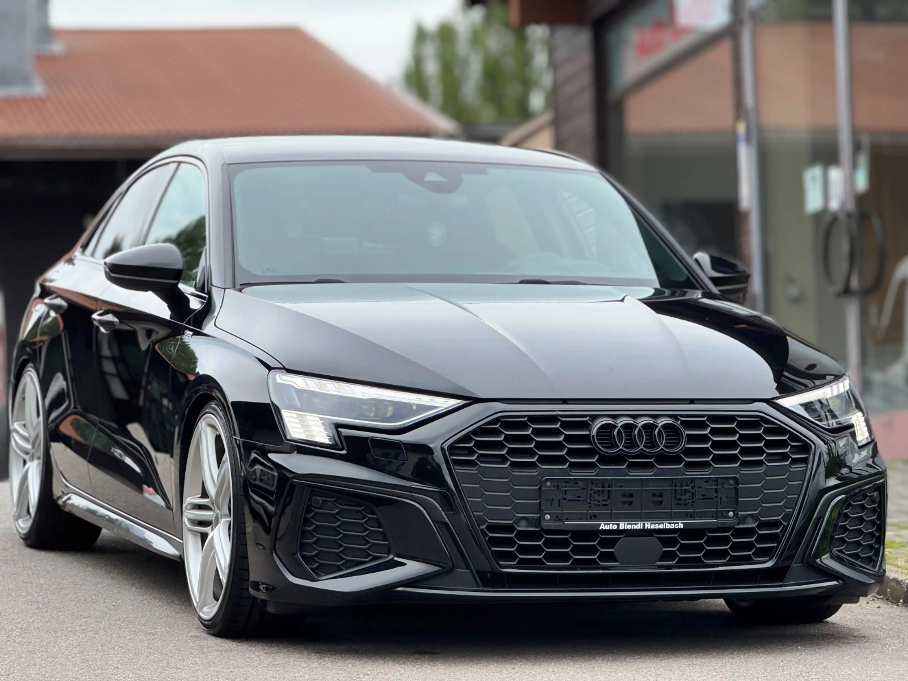 Audi A3 Limousine 35 TFSI S line — photo 9