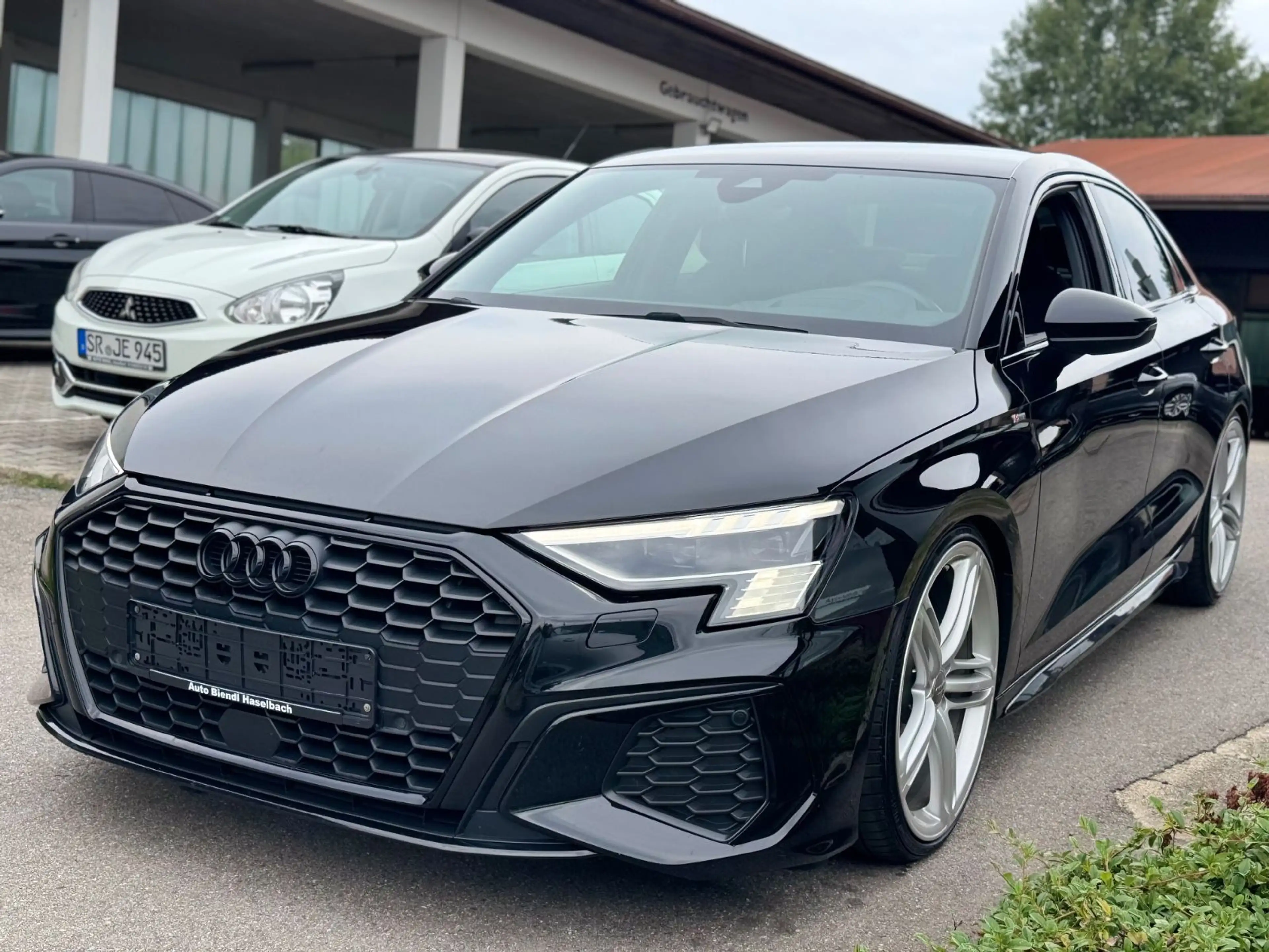 Audi A3 Limousine 35 TFSI S line — photo 3