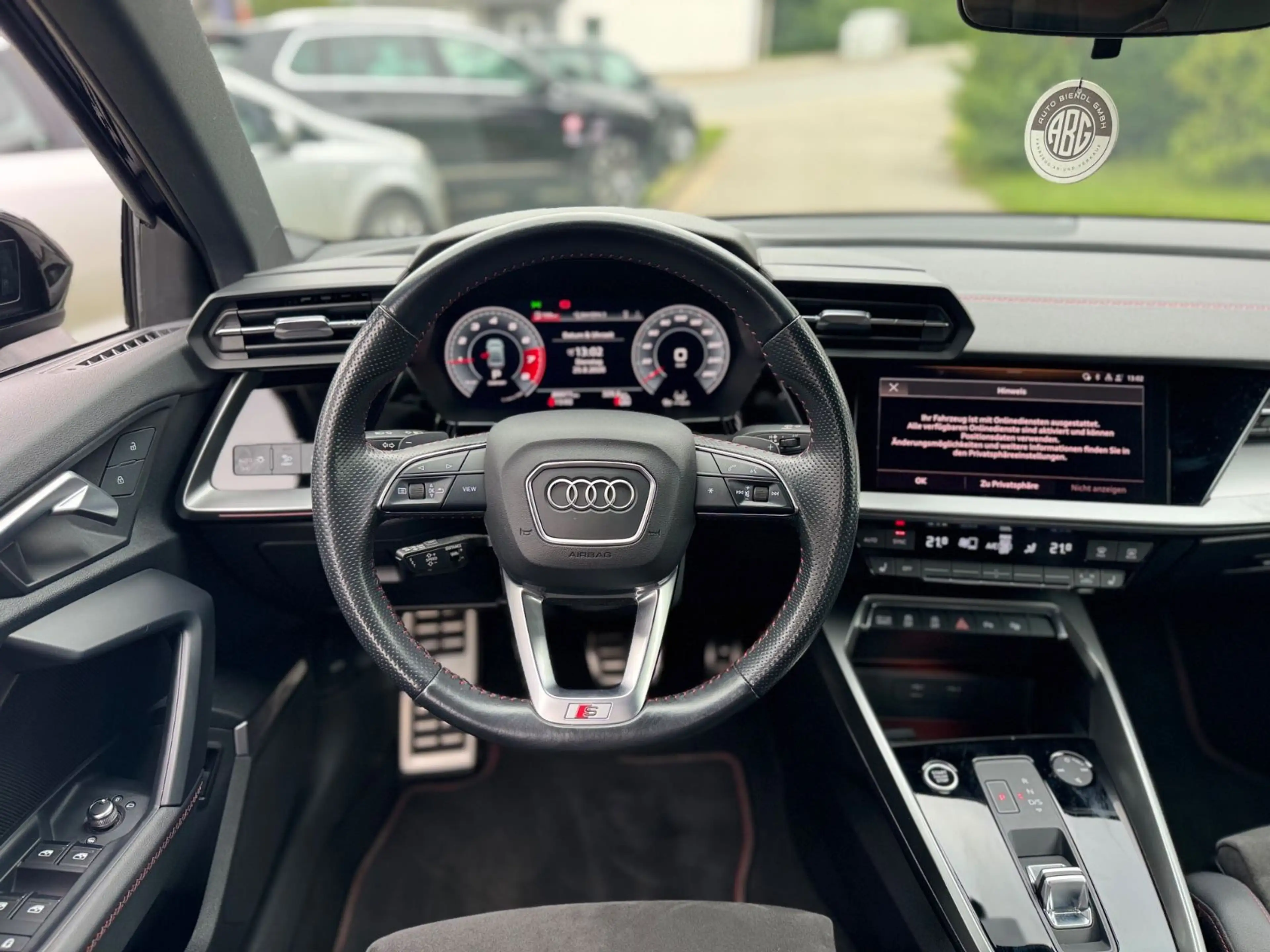 Audi A3 Limousine 35 TFSI S line — photo 15