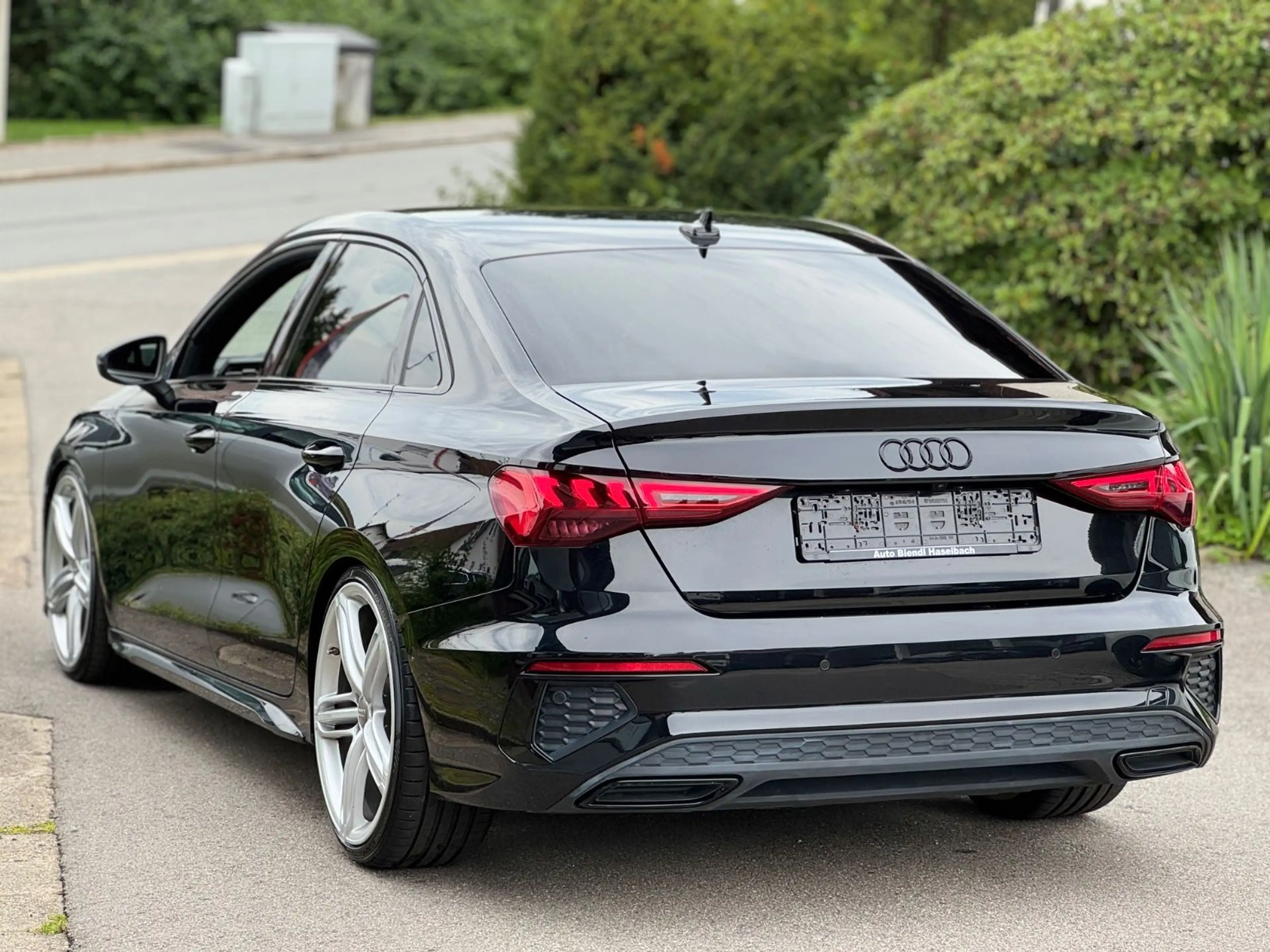 Audi A3 Limousine 35 TFSI S line — photo 5
