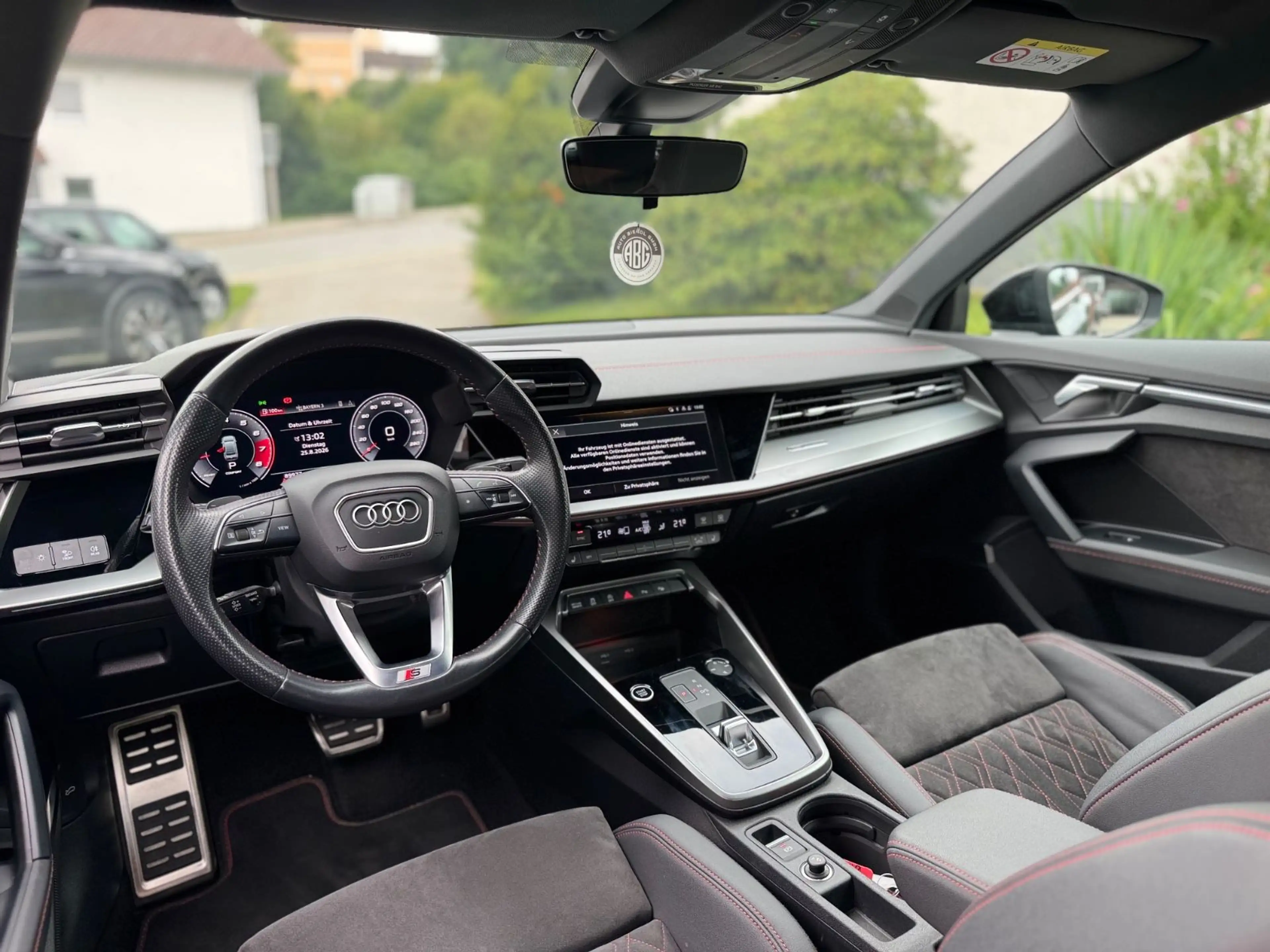 Audi A3 Limousine 35 TFSI S line — photo 13