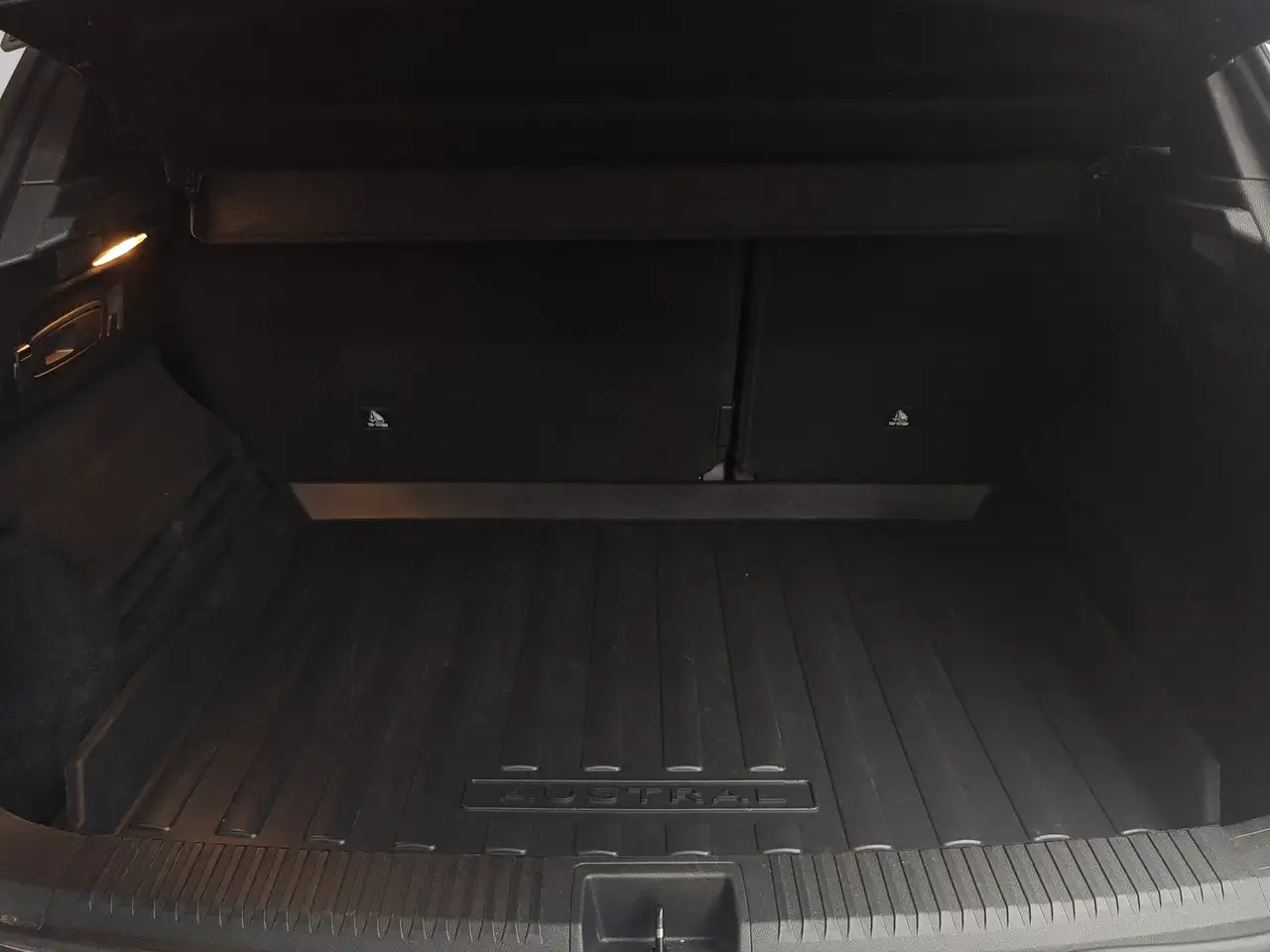 Renault Austral Mild Hybrid Techno 160 EDC 19