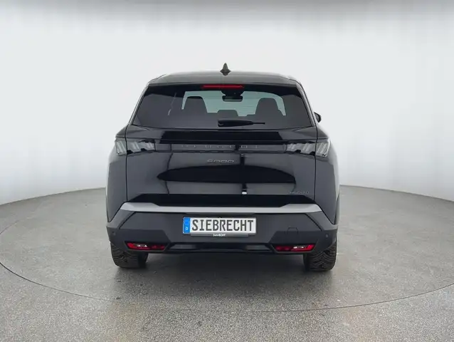 Peugeot 5008 view 4