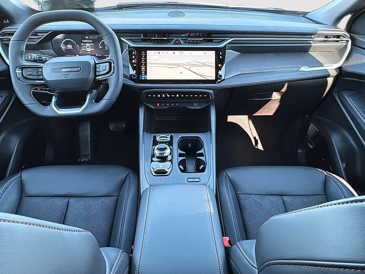 Jeep Cherokee снимка Jeep Cherokee