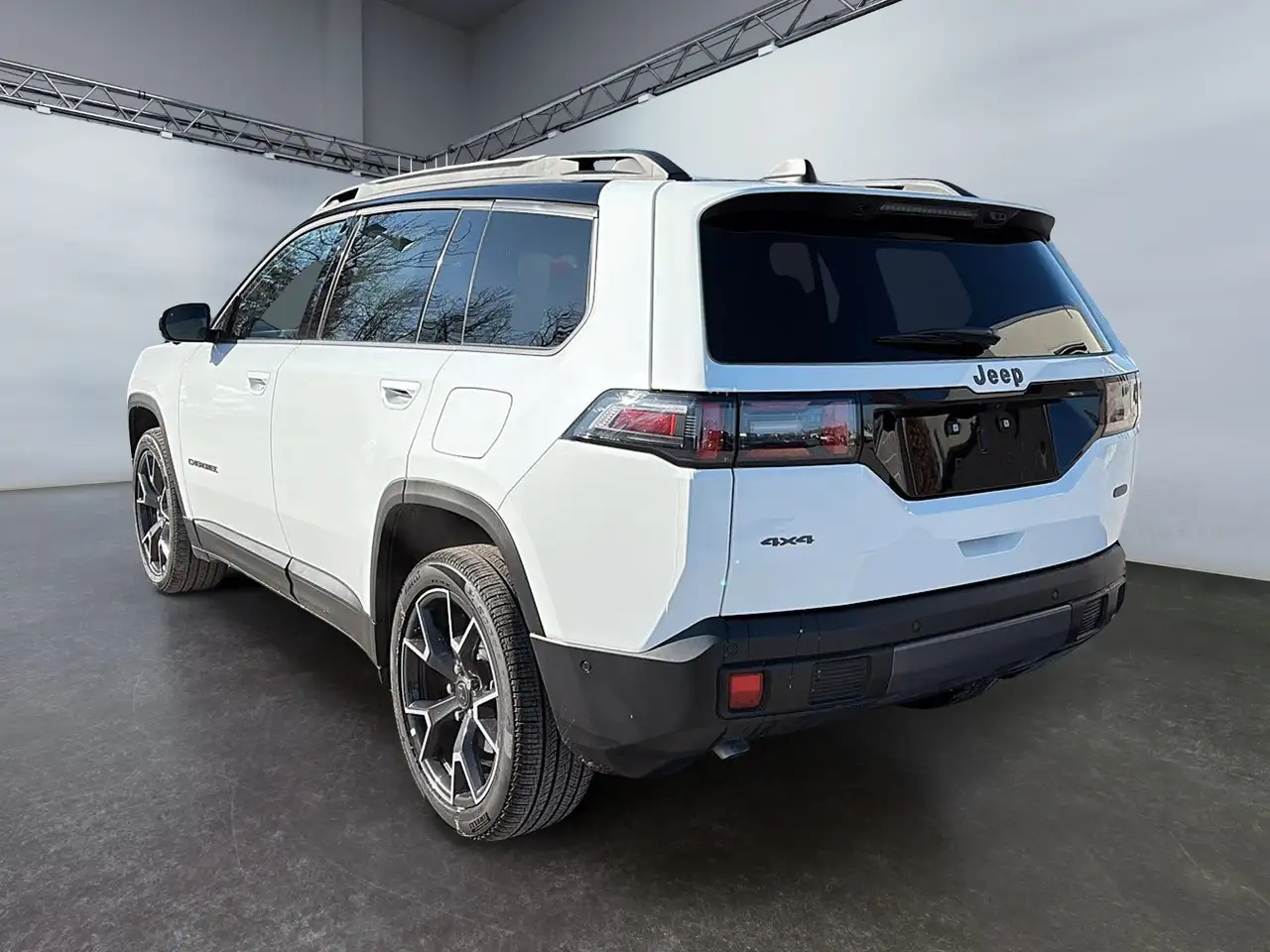 Jeep Cherokee снимка Jeep Cherokee