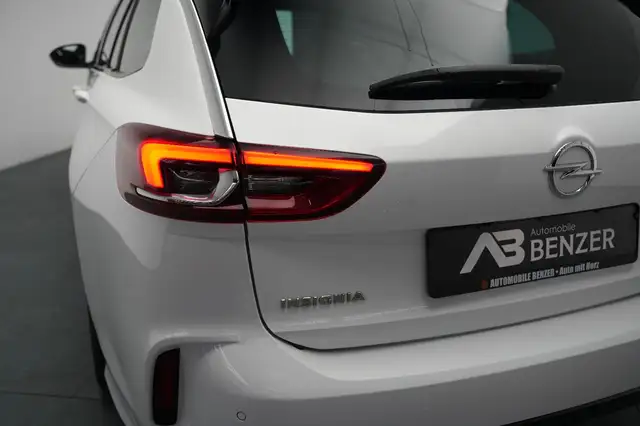 Opel Insignia view 10