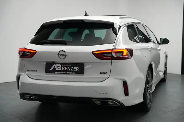 Opel Insignia view 9