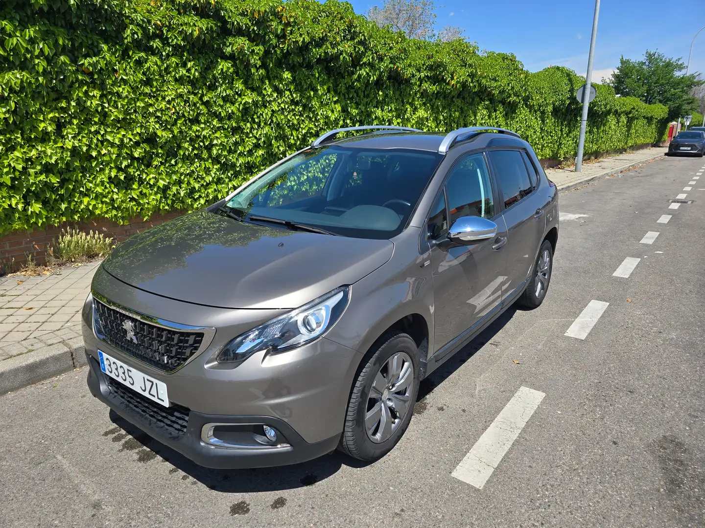 Peugeot 2008 2008 1.2 PureTech S Gris - 2