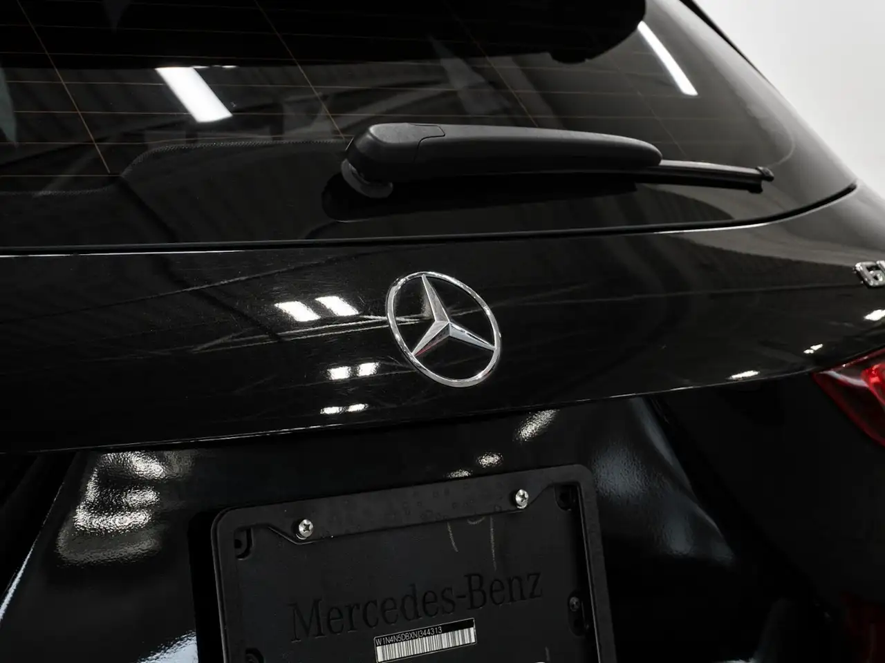 Mercedes-Benz GLA снимка Mercedes-Benz GLA
