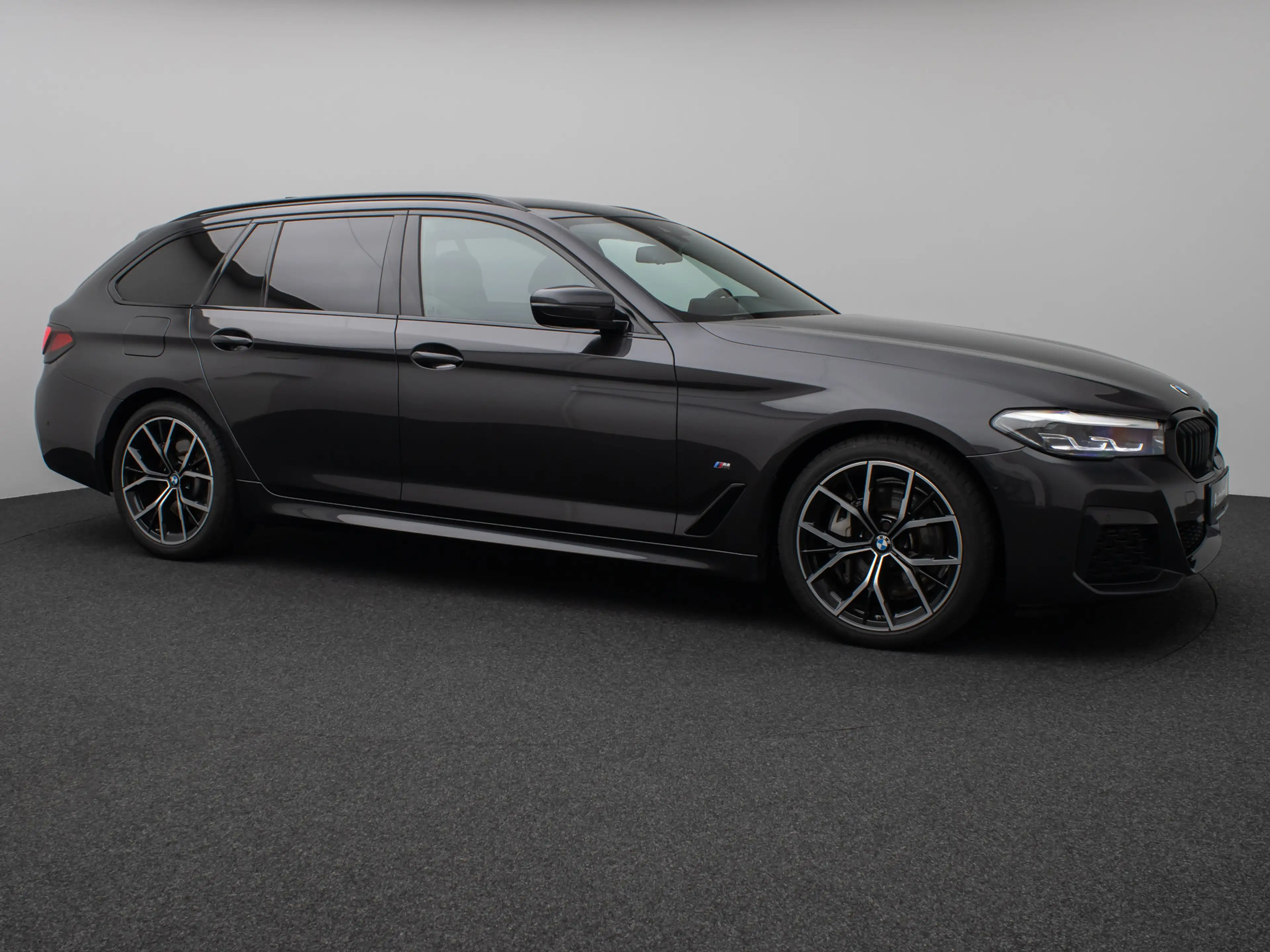 BMW 530 M Sport Kamera HUD DAB H K Komfort Alarm — photo 4