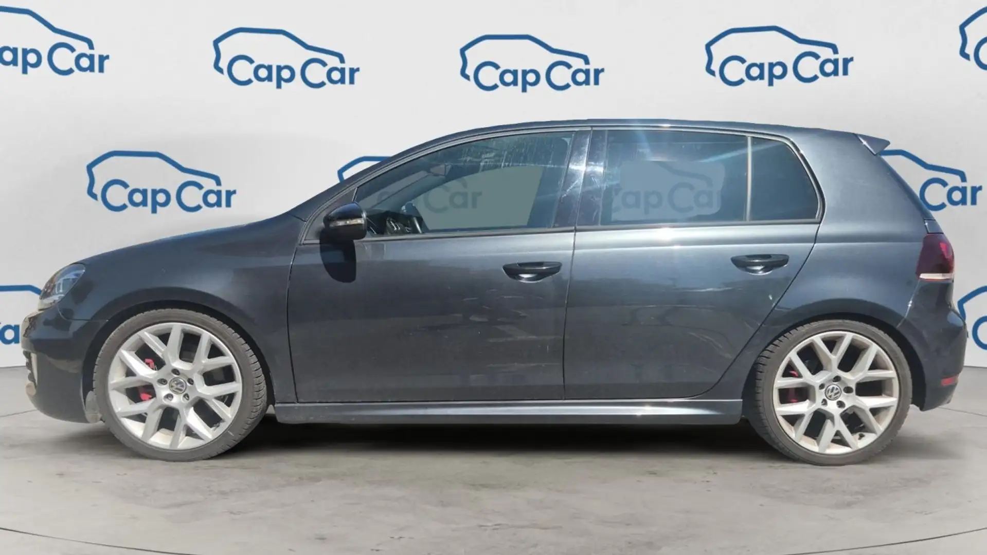 Volkswagen Golf 2.0 TFSi 235 DSG6 GTI Performance - 2