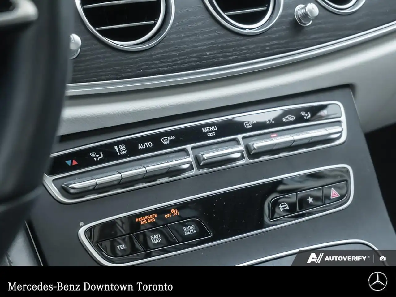 Mercedes-Benz E-Class photo Mercedes-Benz E-Class