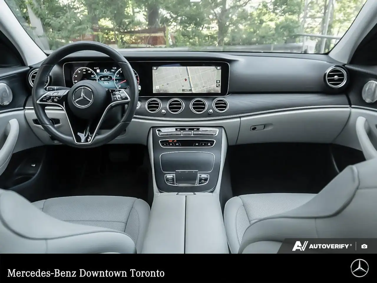 Mercedes-Benz E-Class photo Mercedes-Benz E-Class