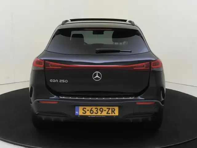 Mercedes-Benz Eqa view 7