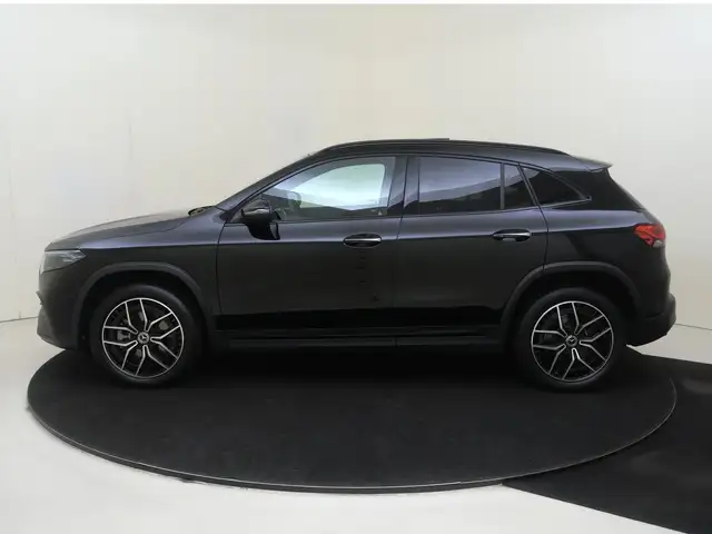 Mercedes-Benz Eqa view 8
