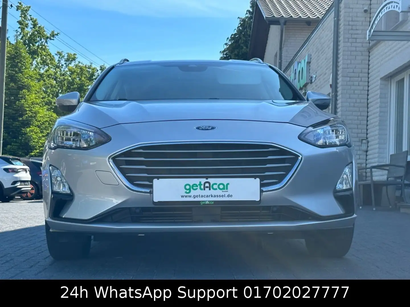 Ford Focus Turnier Cool & Connect *** NUR 33TKM *** Plateado - 2