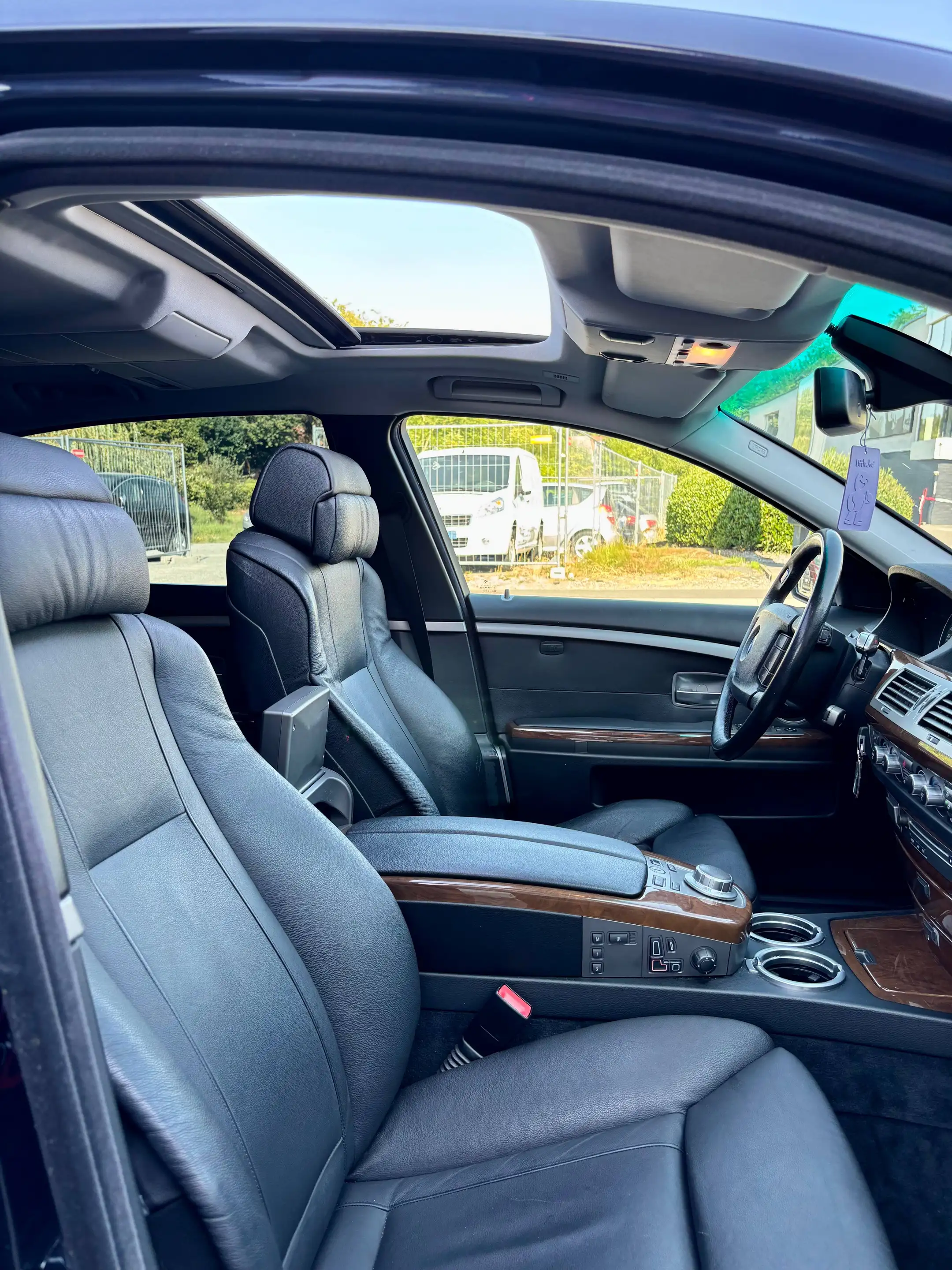 BMW 730 Long 730 dAL — photo 12