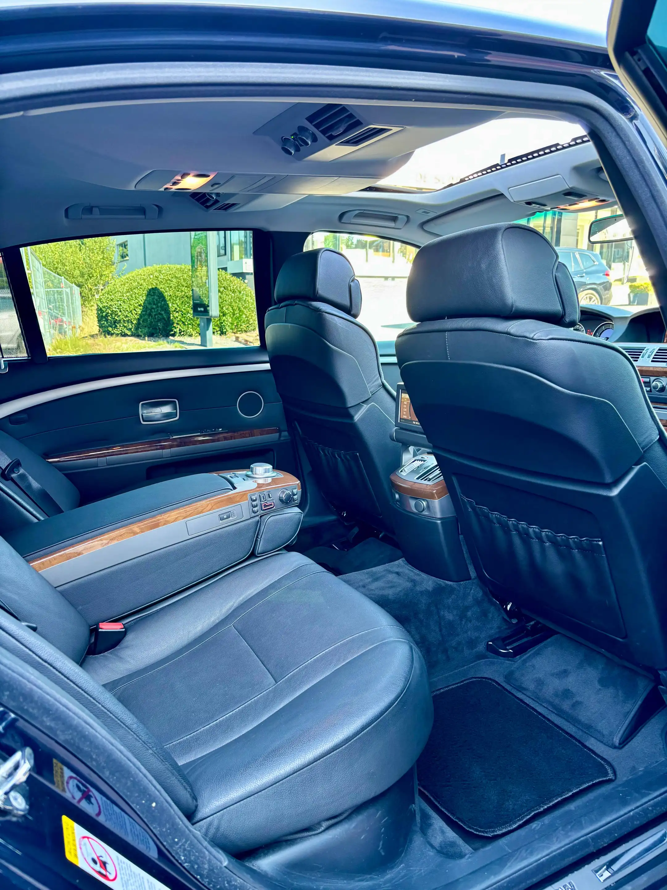 BMW 730 Long 730 dAL — photo 11