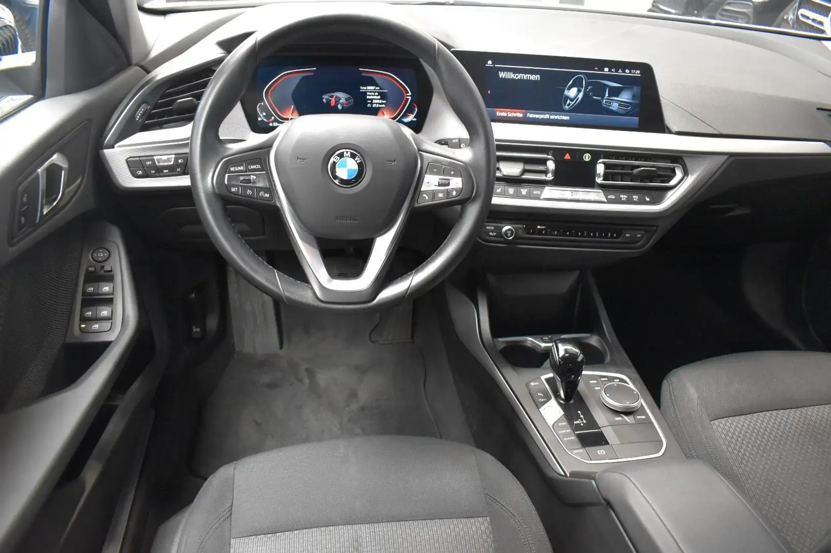 BMW 116 i Advantage*LED*LIVE COCKPIT*NAVI*SHZ*PDC* Weiß - 2