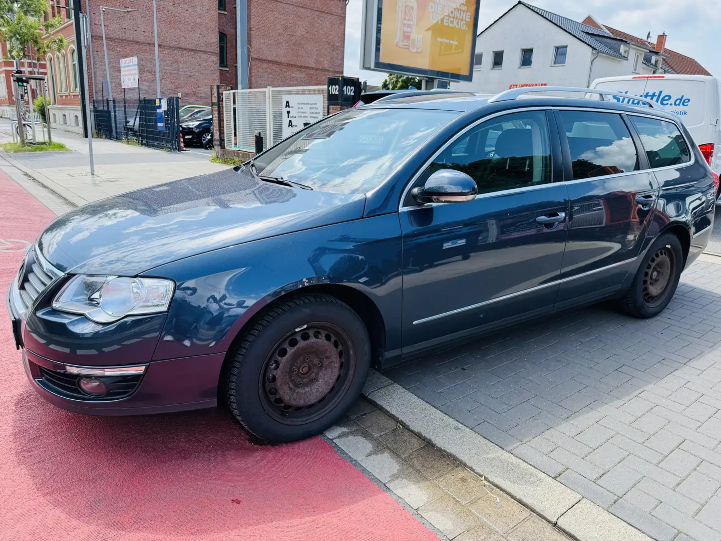 Volkswagen Passat Variant Highline Blau - 2
