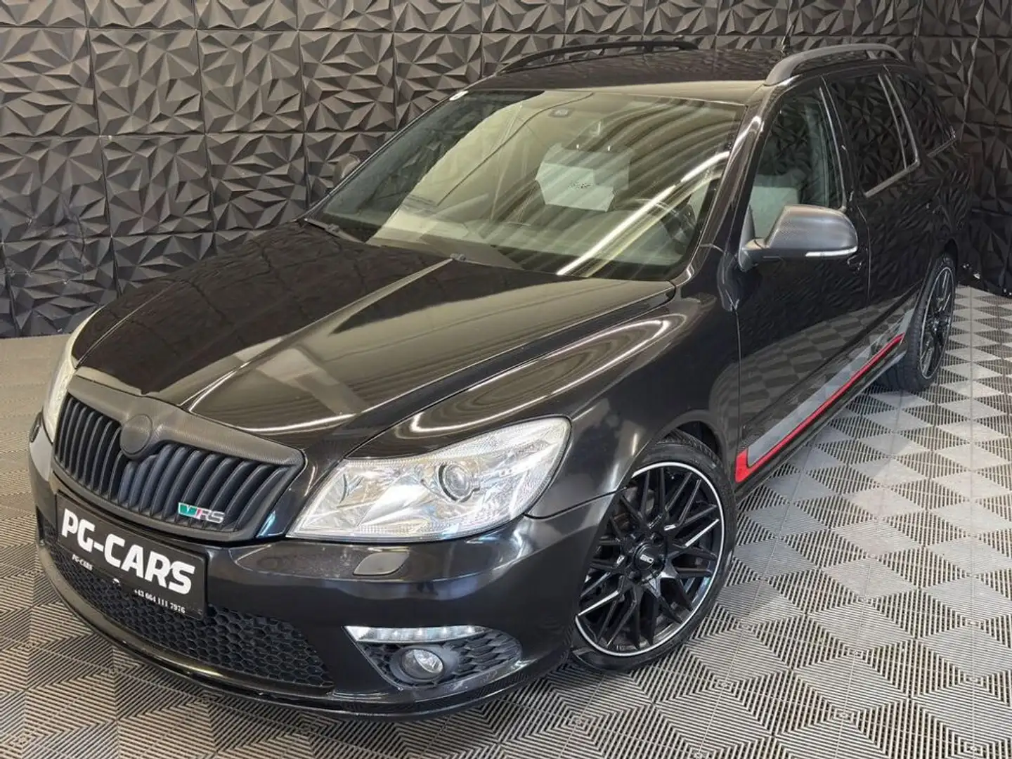 Skoda Octavia 2.0 TDI RS Negro - 2