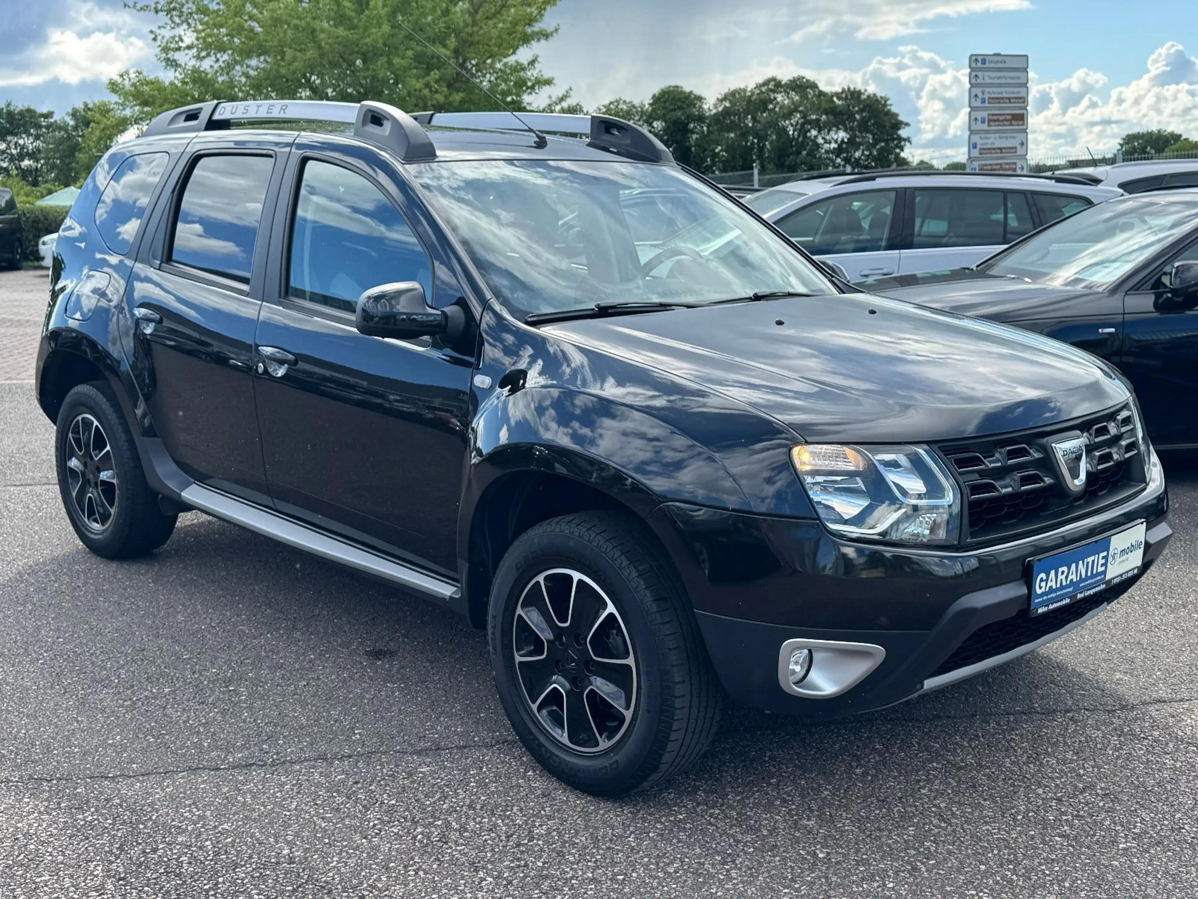 Dacia Duster Black 4x2  Navi Shz Pdc Tempo TÜV/HU/NEU — photo 2