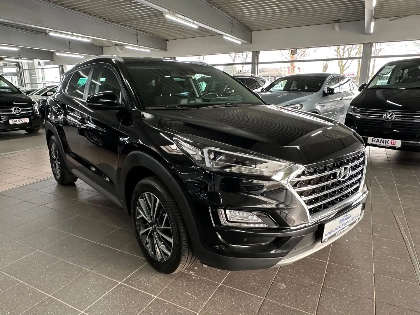 Hyundai TUCSON 1.6 CRDI Style 2WD III SUPER ZUSTAND III Noir - 2