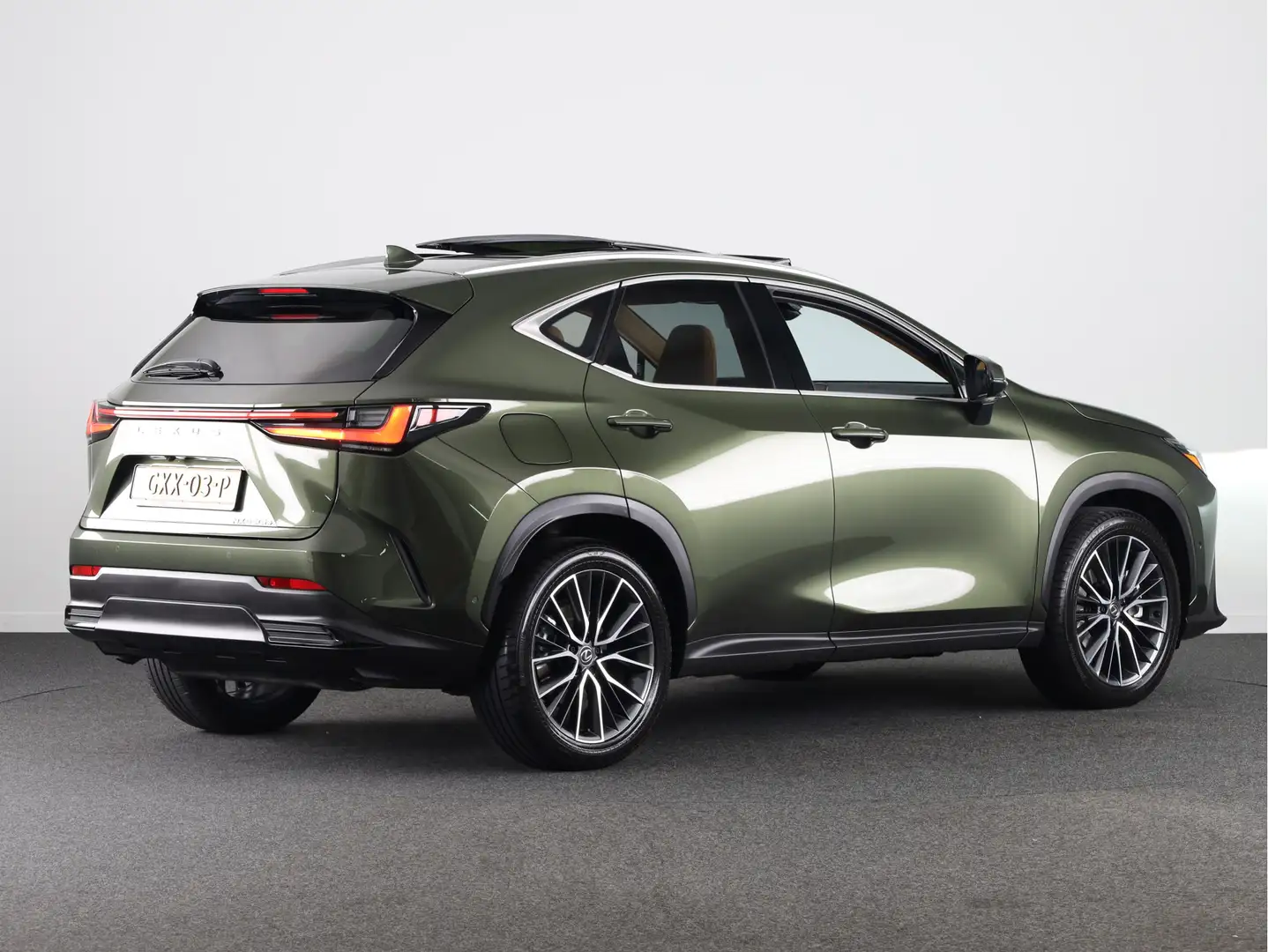 Lexus NX 450h+ AWD President Line *DEMO* | Elektrisch Glazen Pano Groen - 2