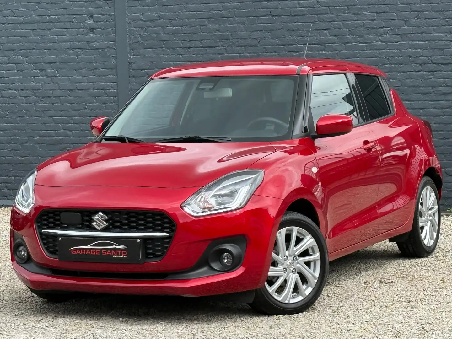 Suzuki Swift 1.2i SHVS GL 12V Hybrid /CarPlay/Xénon/Led/Cam/ Rood - 1