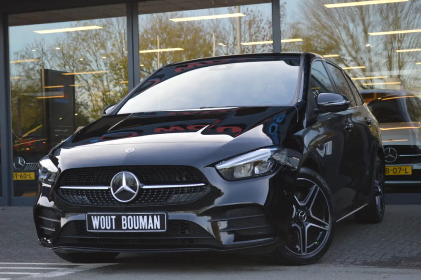 Mercedes-Benz B 250 e AMG Led Widescreen Sfeer Camera Night Pdc Nero - 1