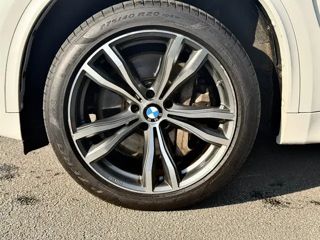 BMW X5 X5 view 3