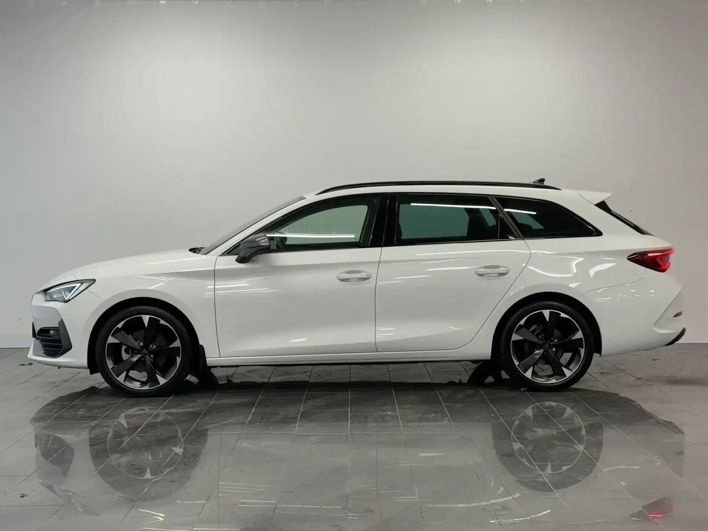 CUPRA Leon Sportstourer 1.5 eTSI Business Edition | Airco (au Blanco - 2