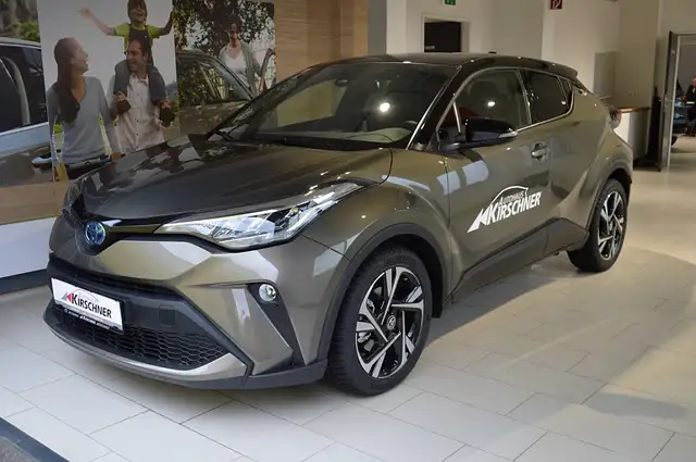 Toyota C-HR 1,8 Hybrid ACTIVE DRIVE CVT