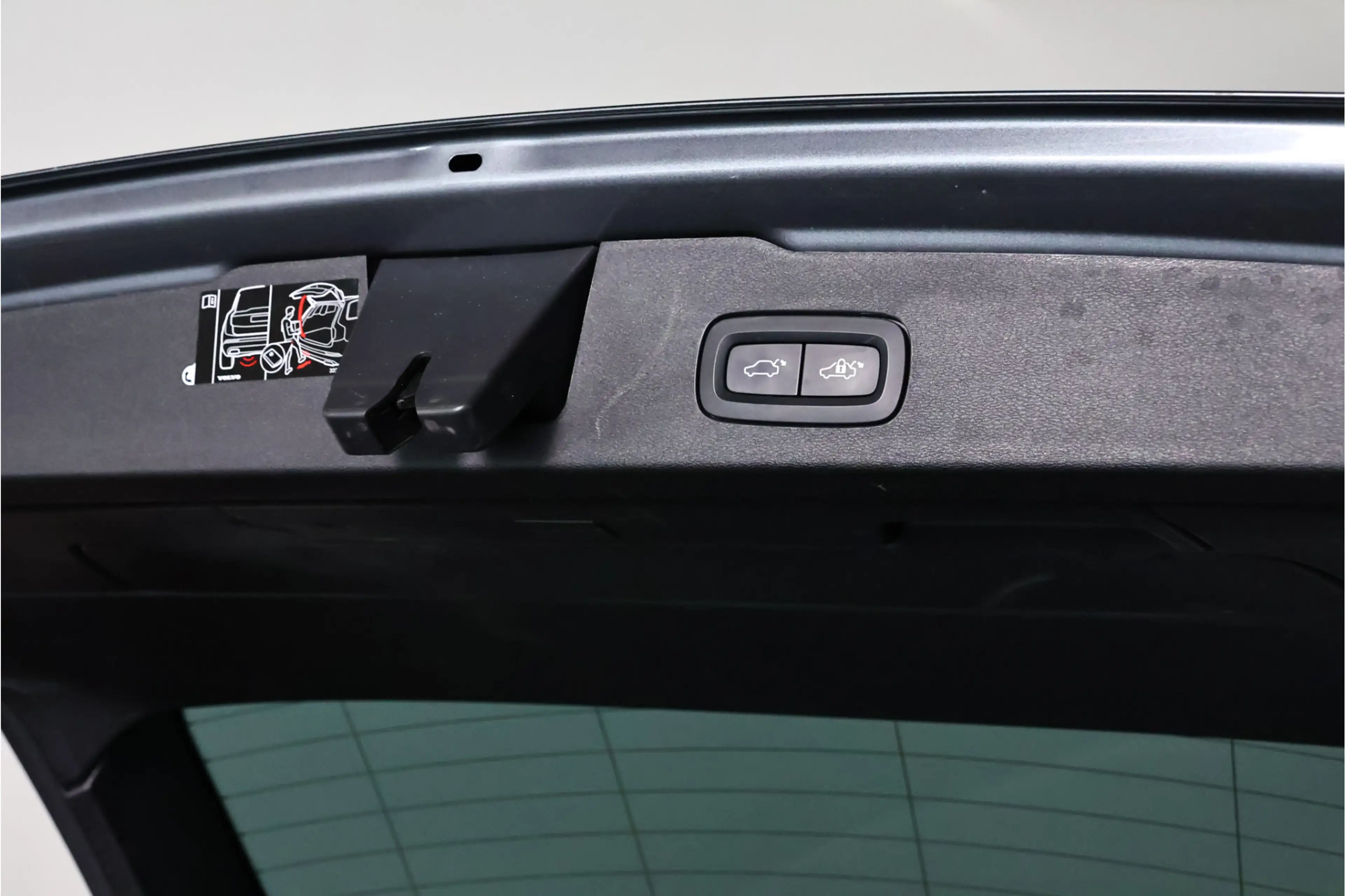 Volvo V60 Cross Country 2.0 B5 AWD Pro Navi / Pilot Assist / Half Leder / — photo 13