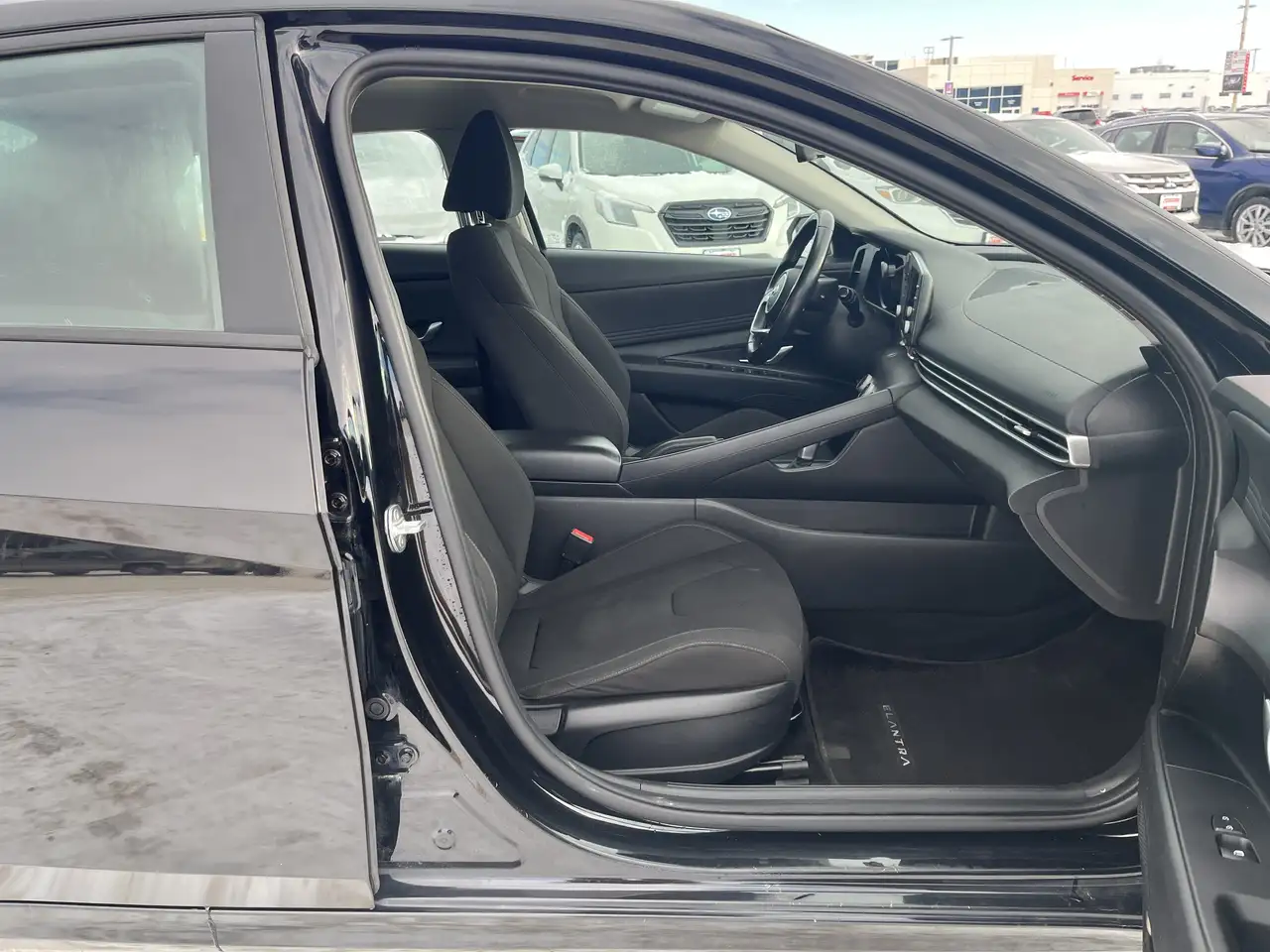 Hyundai ELANTRA снимка Hyundai ELANTRA