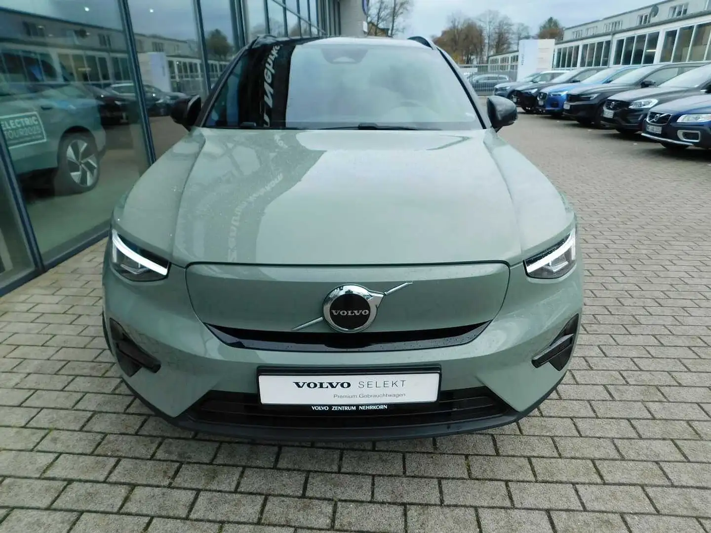 Volvo XC40 Recharge 69 kWh Single Motor Grün - 2