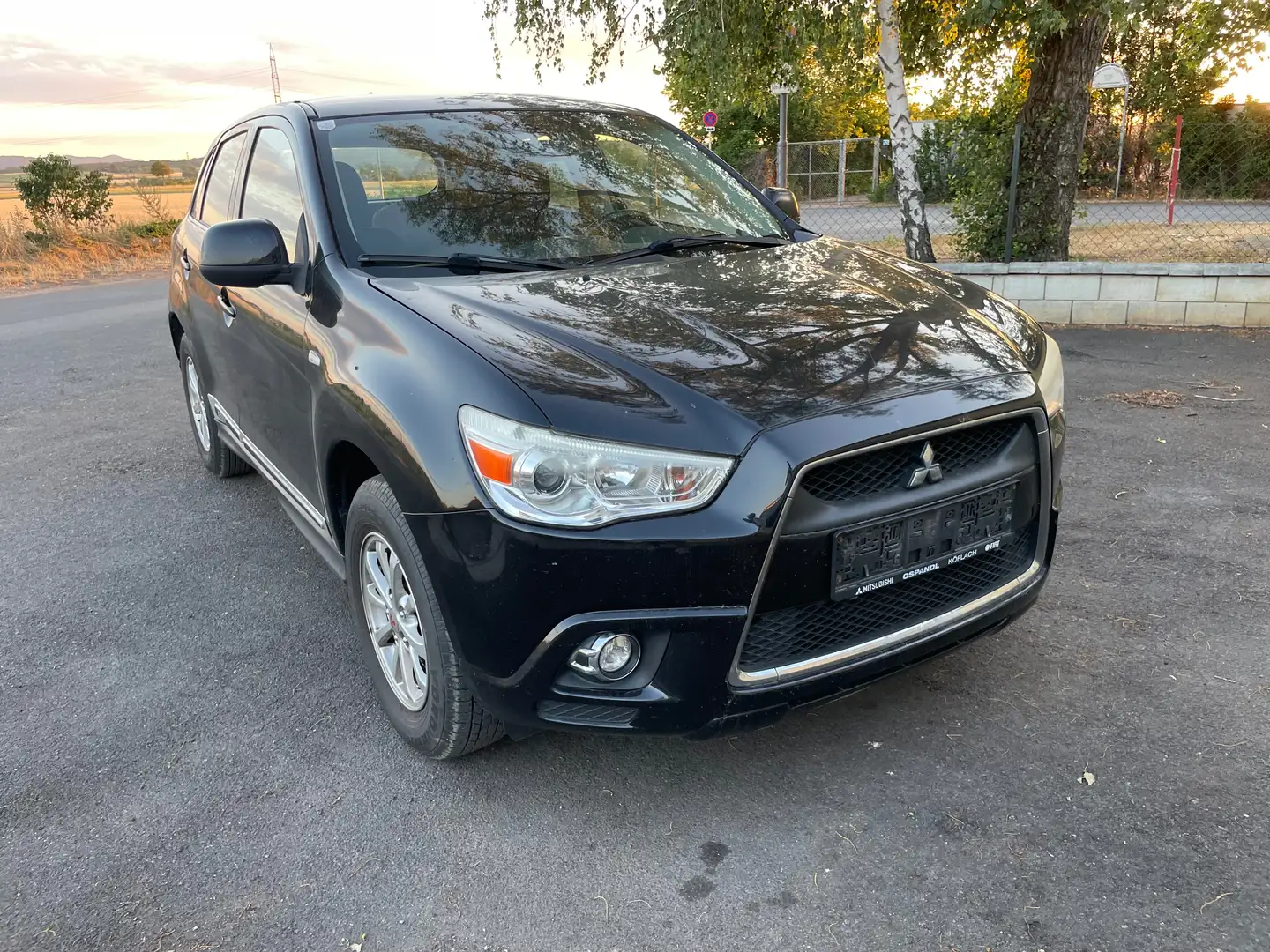 Mitsubishi ASX ASX 1,8 DI-D LP Invite Invite Schwarz - 1
